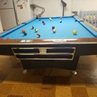 Brunswick Gold Crown Pool Table 9FT Like New