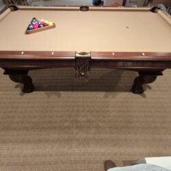 American Heritage 7' Pool Table, like new condition