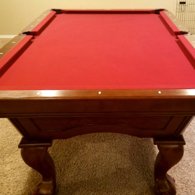 Brunswick Contender Series 8ft Pool Table with 9 " leather pockets.