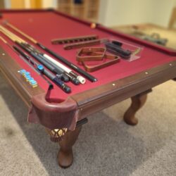 8' Olhausen Pool Table - Free Installation & New Felt - Milwaukee, WI