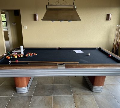 S0L0® 9ft Brunswick Centennial Pool Table Delivery and Installation Included