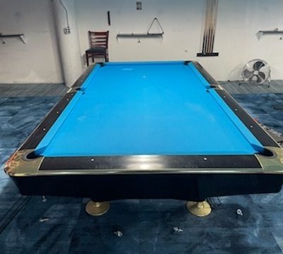 S0L0® 9ft Brunswick Gold Crown 4 Pool table Installation and delivery included