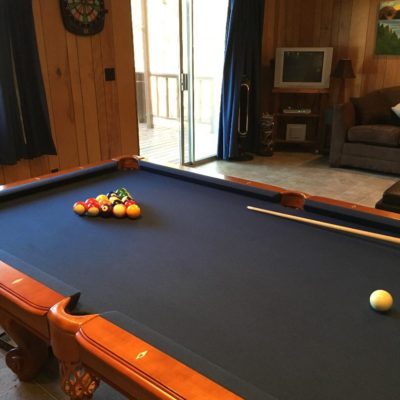 Great condition DLT pool table