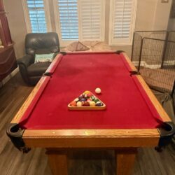 8ft Olhausen Slate Pool Table - New Felt & Delivery Included - Mint Condition - Las Vegas, NV