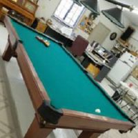 9' Like New Olhausen Pool Table