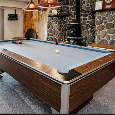 POOL TABLE in great condition