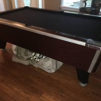 Coin operated Valley Panther pool table 8 ft
